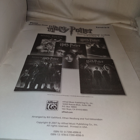 Selections from Harry Potter Instrumental Solos (Movies 1-5) 2007 PB used - Picture 2 of 6